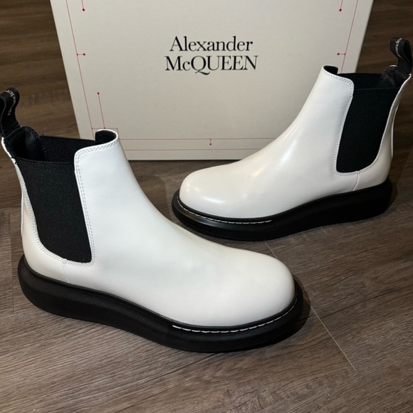 Alexander McQueen White Leather with Rubber Sole Chelsea Boots